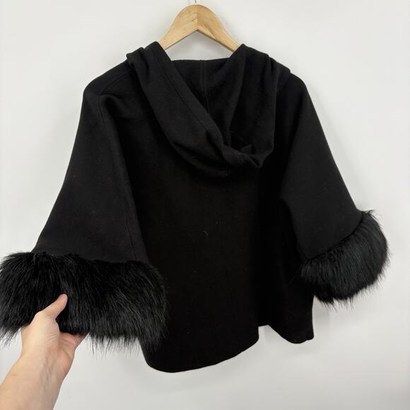 Chicos Sweater 1 Medium Faux Fur Quiet Luxury Soft Capsule Minimalist Hooded - Picture 8 of 8